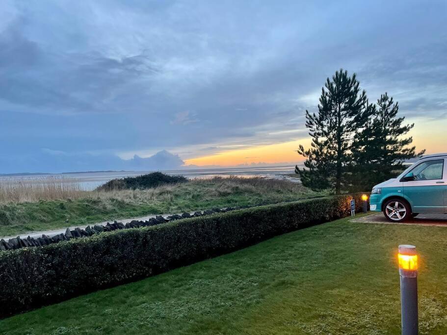 Coastal Apartment With Beach On Your Doorstep! Llanelli Extérieur photo