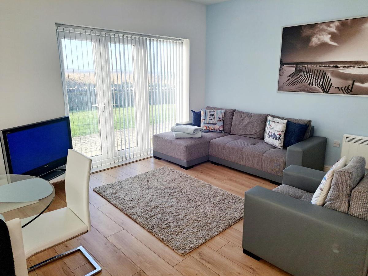 Coastal Apartment With Beach On Your Doorstep! Llanelli Extérieur photo